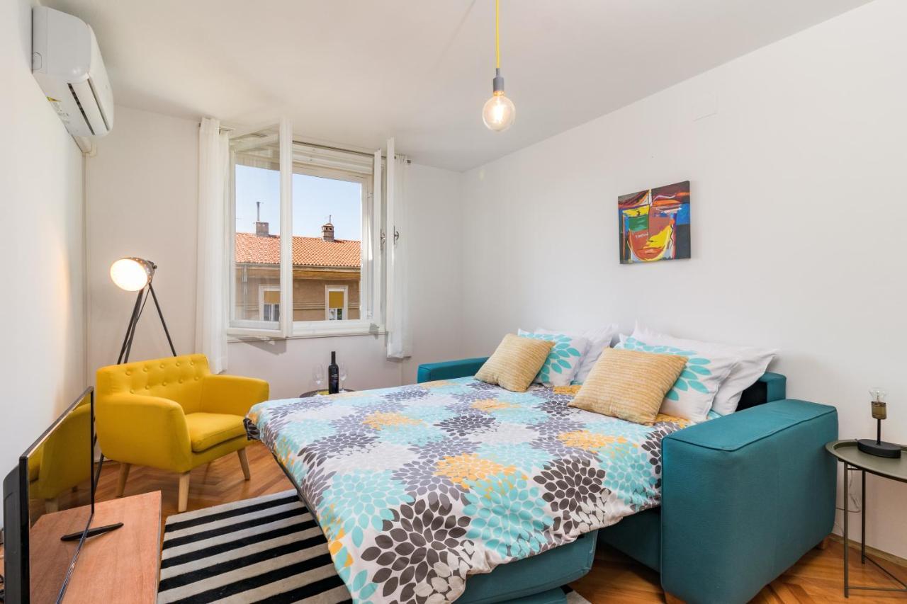 Quirky Apartment Arena With Parking بولا المظهر الخارجي الصورة